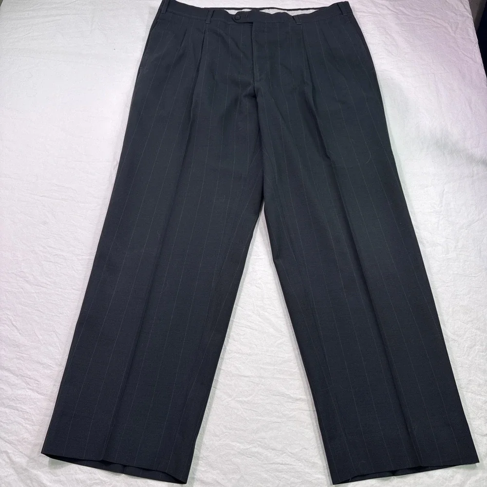Vintage 70s Pierre Cardin Wool Pin Stripe 2 Button Suit Mens Size 44R Pant 38/31
